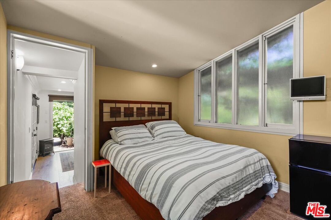 MLS #25575481 image #19