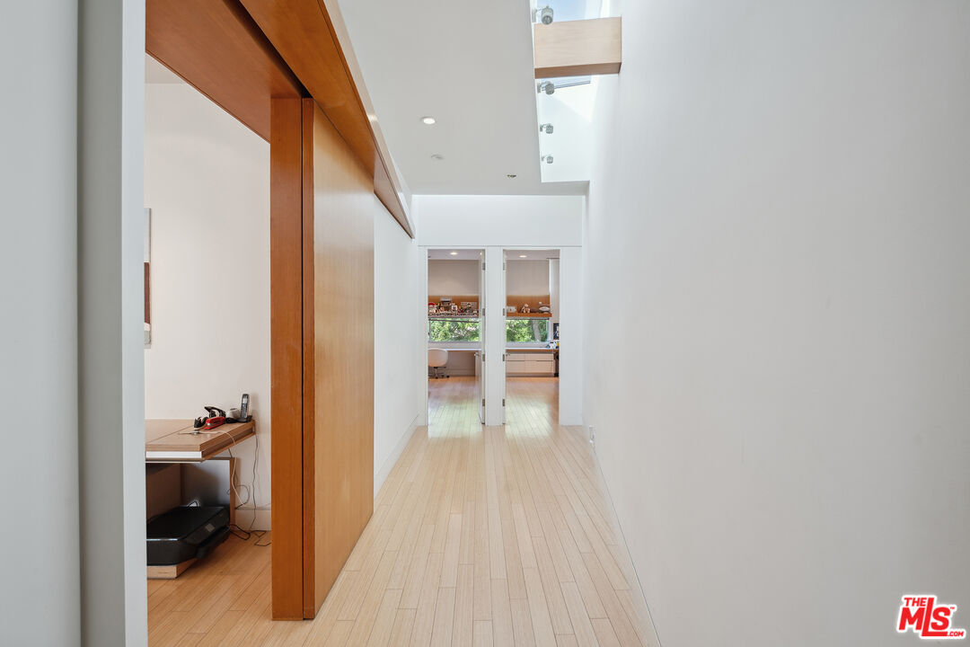 MLS #25575503 image #17