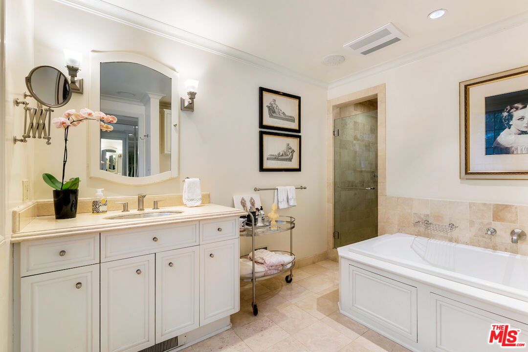 MLS #25575629 image #23