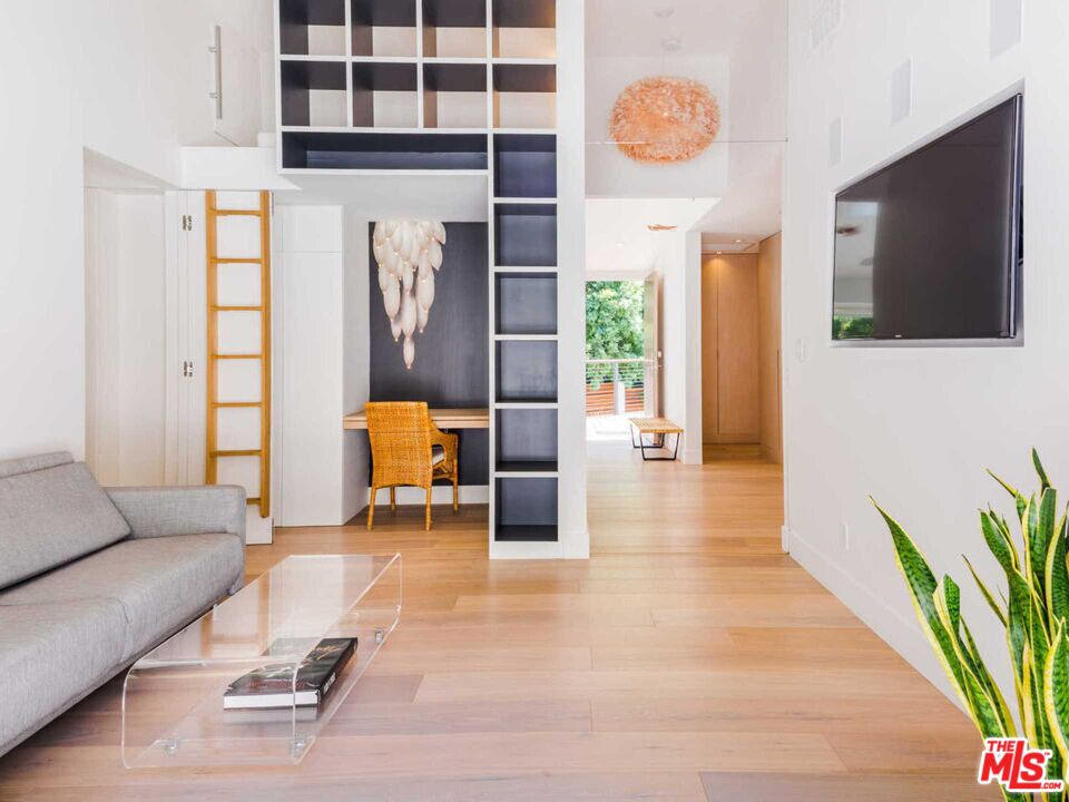 MLS #25575657 image #11