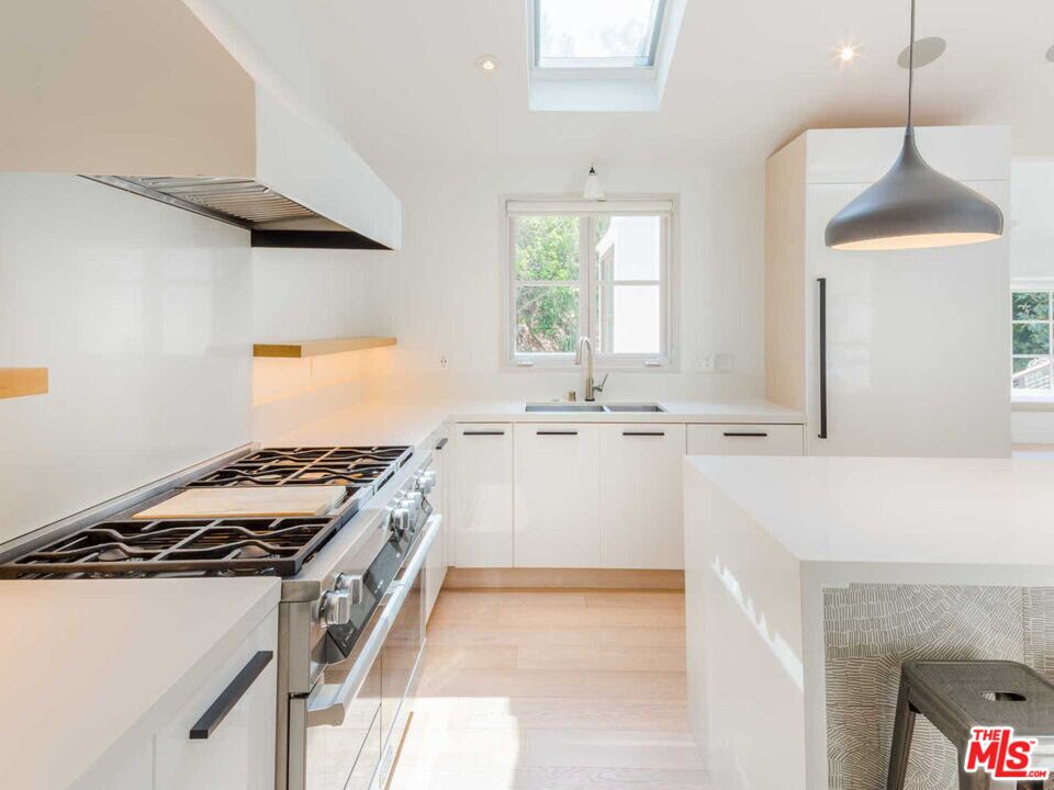 MLS #25575657 image #8