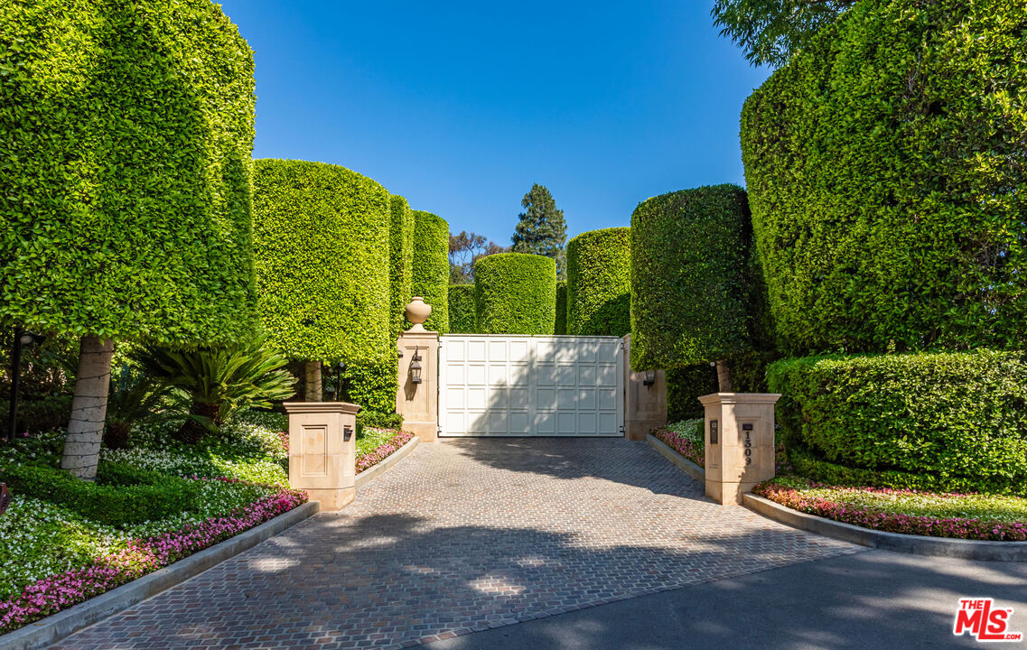 MLS #25575673 image #2