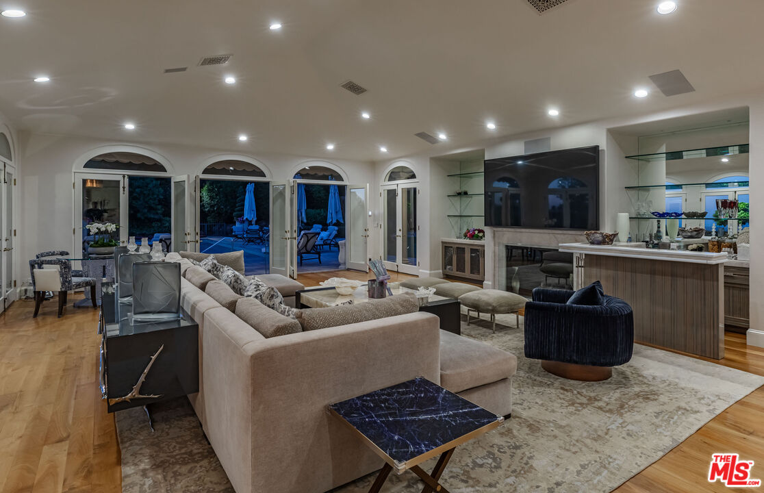 MLS #25575673 image #33