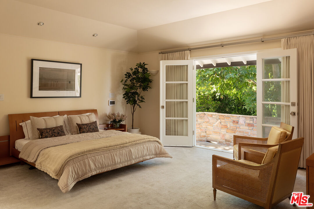 MLS #25575847 image #14