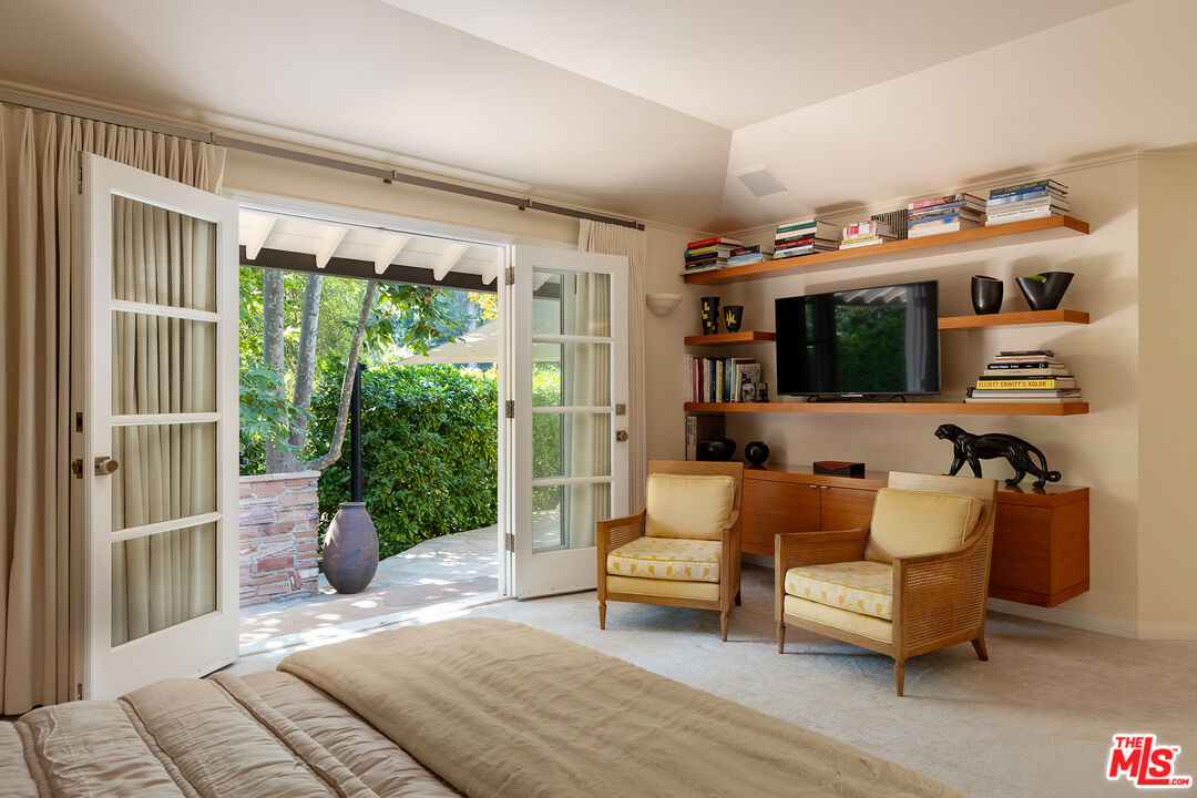 MLS #25575847 image #15