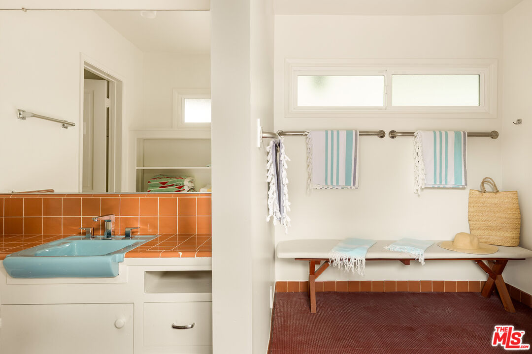 MLS #25575847 image #28