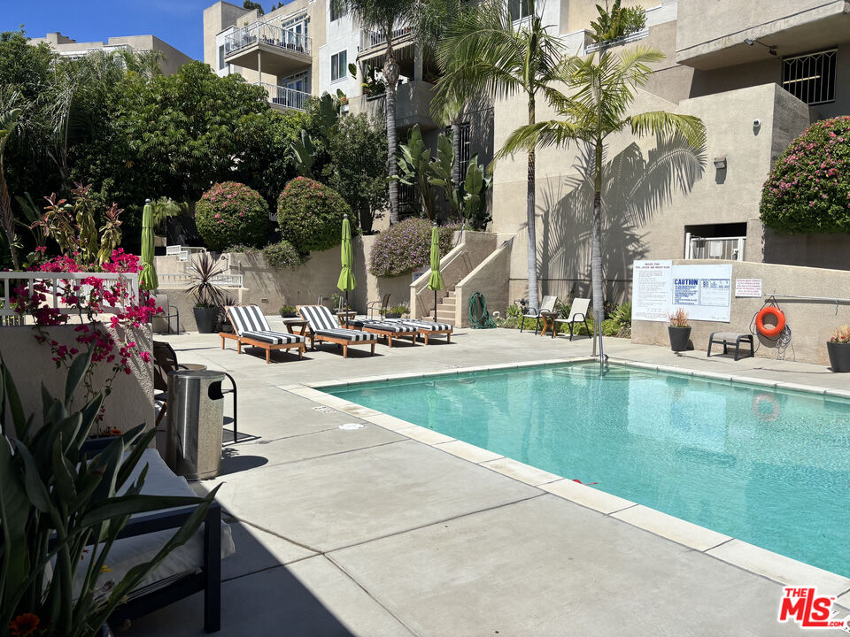 MLS #25575903 image #19