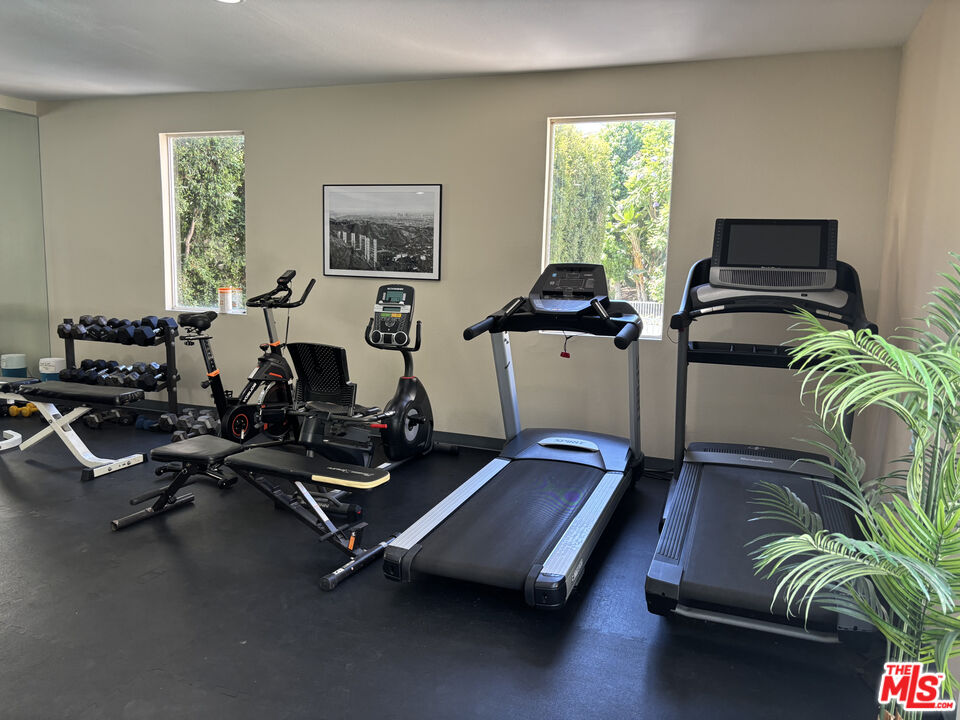 MLS #25575903 image #21