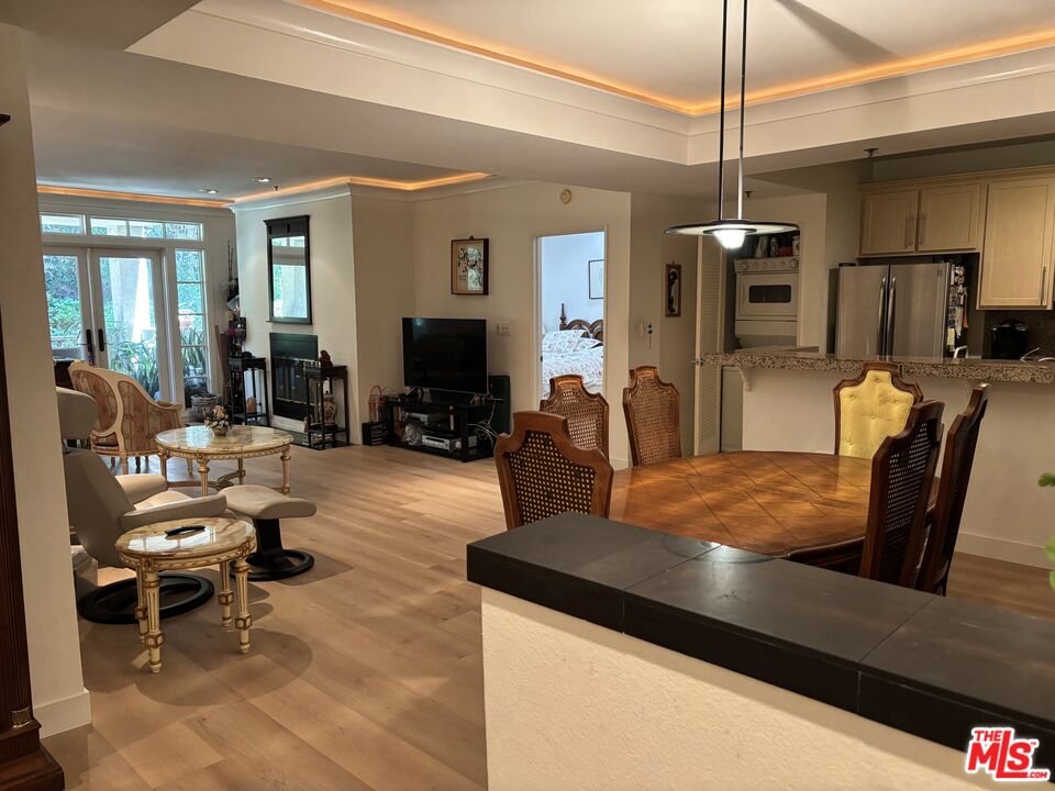 MLS #25575903 image #0