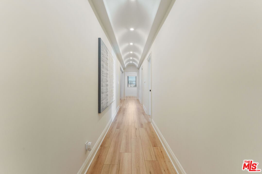 MLS #25576315 image #14