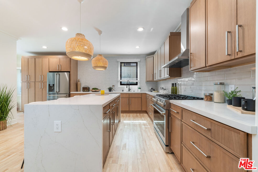 MLS #25576315 image #8