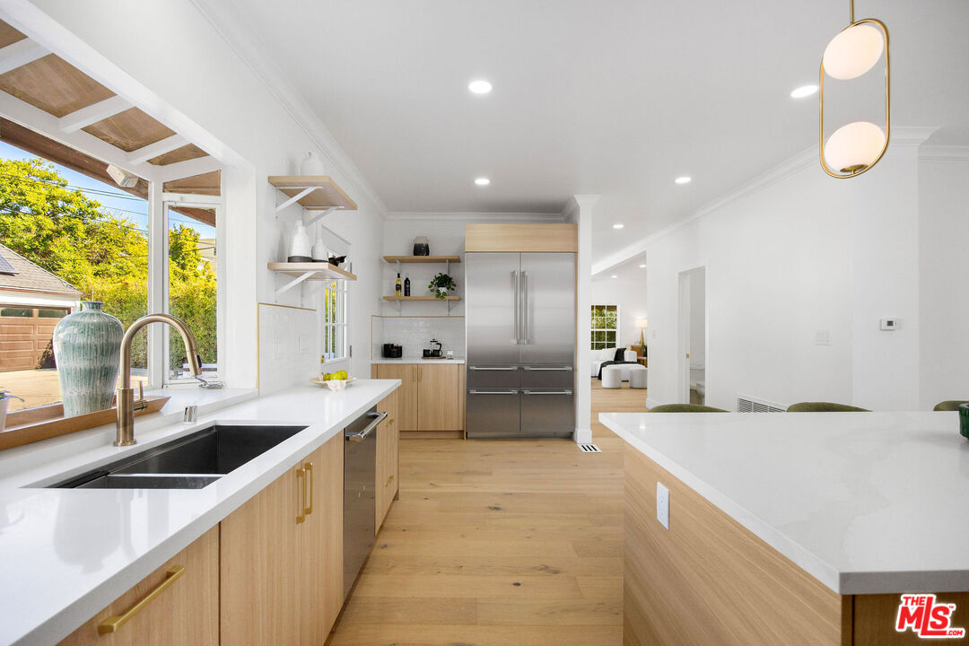 MLS #25576439 image #14