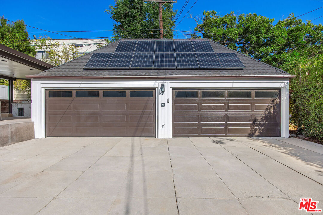 MLS #25576439 image #24