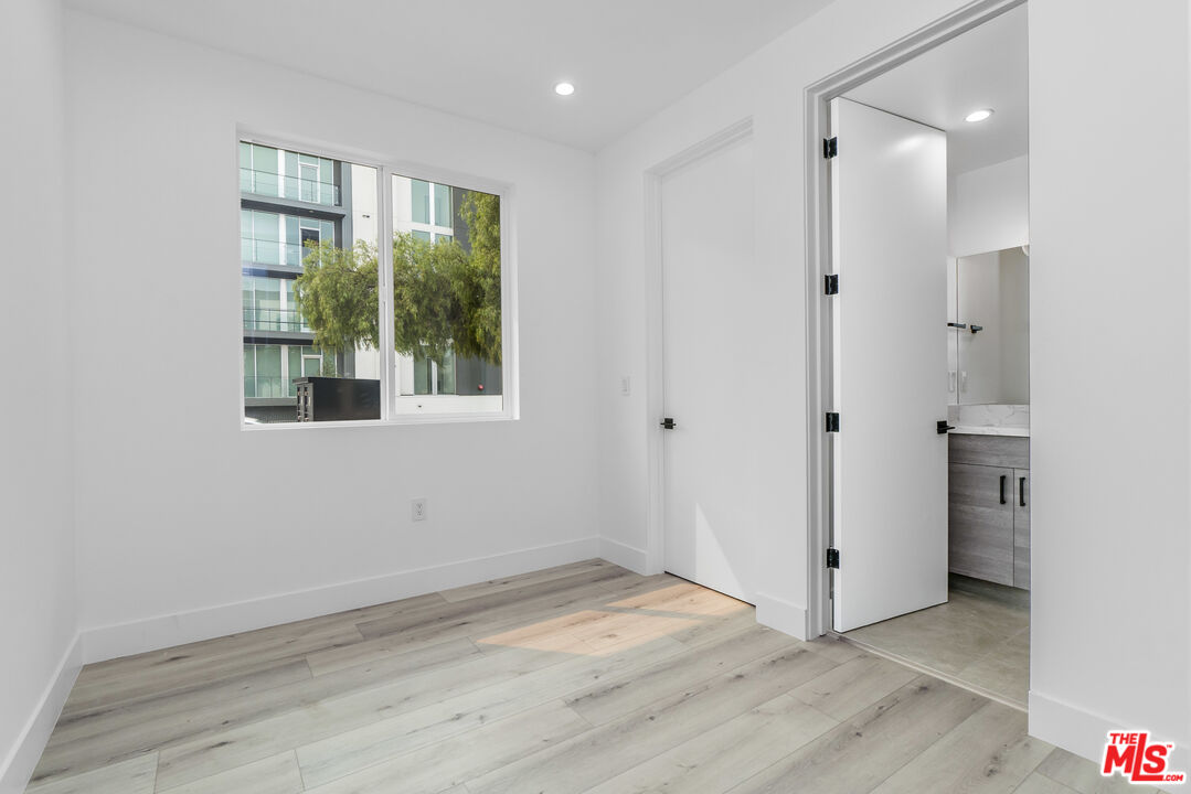 MLS #25576601 image #7