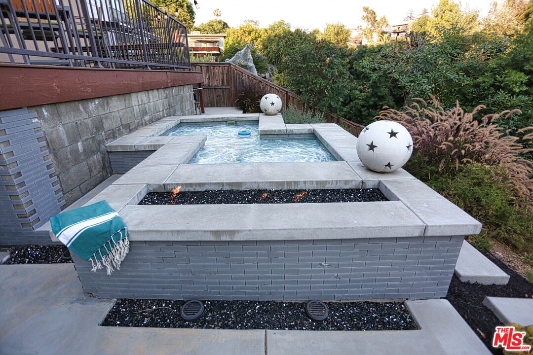 MLS #25576897 image #20