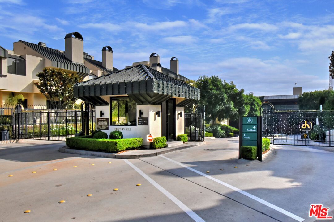 MLS #25576907 image #0