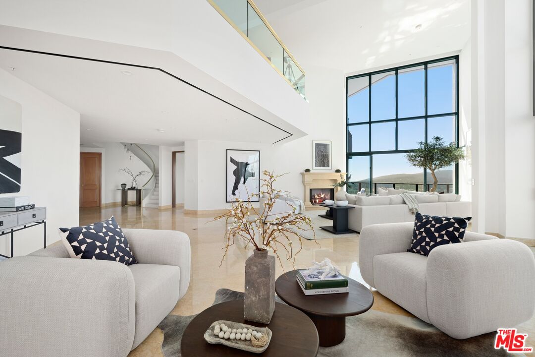 MLS #25577191 image #4