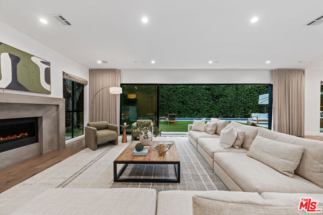 MLS #25577209 image #11