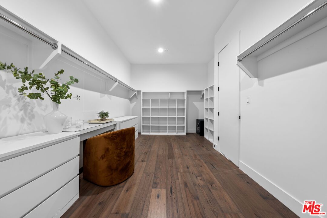 MLS #25577209 image #32