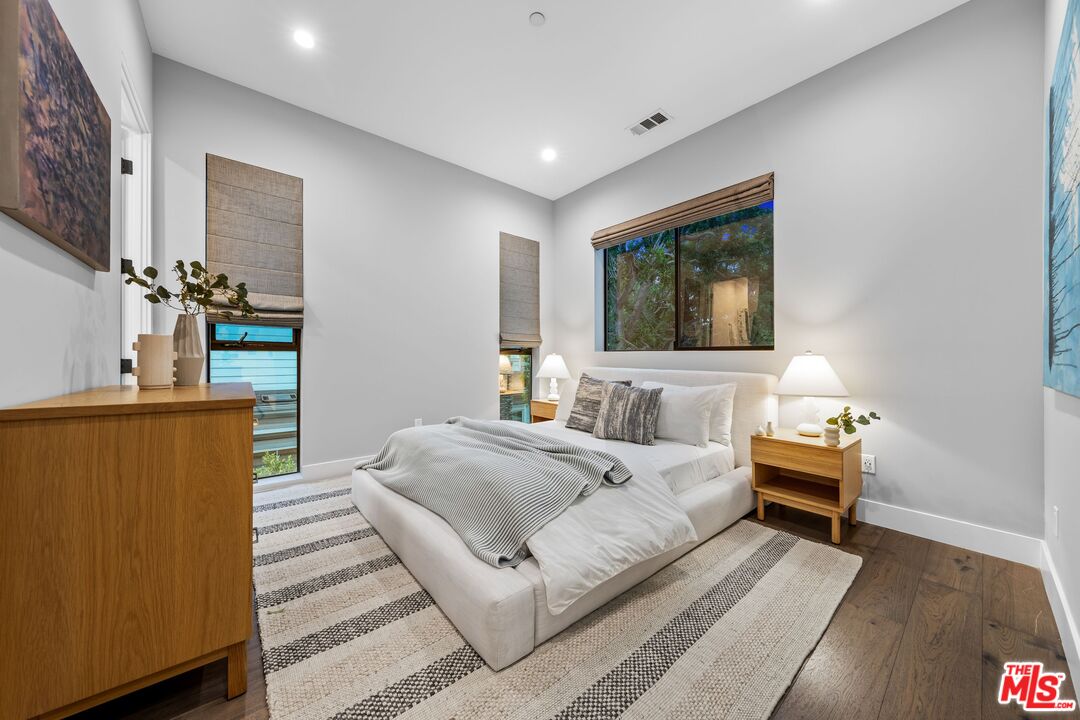 MLS #25577209 image #33