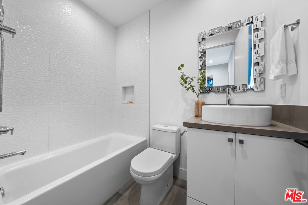 MLS #25577209 image #35