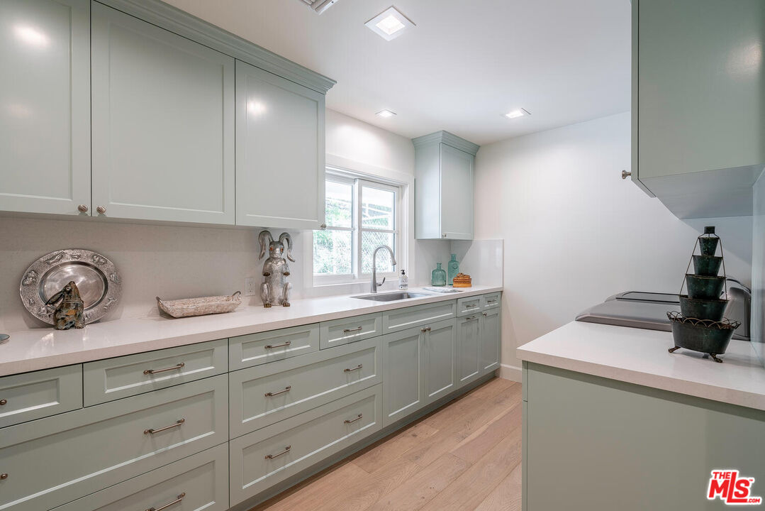 MLS #25577387 image #12