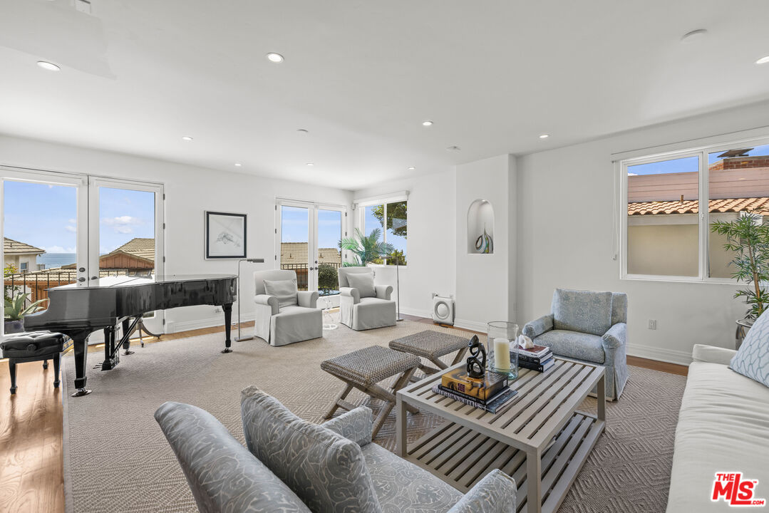 MLS #25577567 image #4