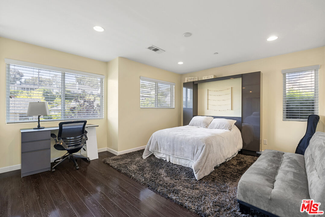 MLS #25577687 image #16