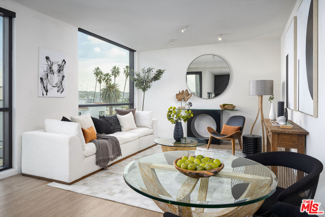 MLS #25577749 image #0