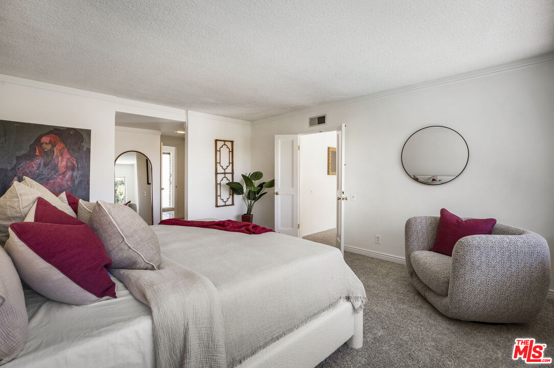 MLS #25577809 image #42