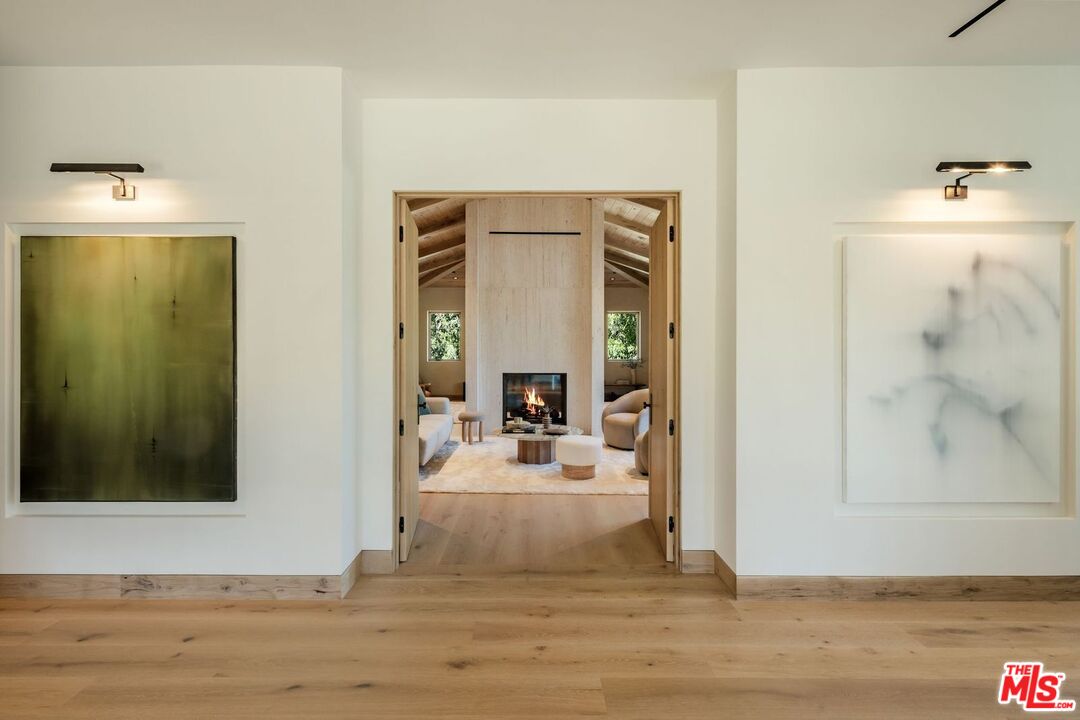 MLS #25577885 image #15