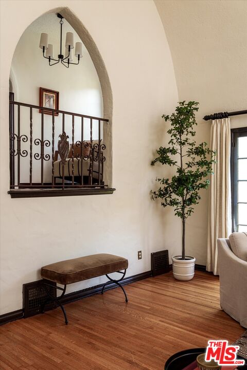 MLS #25578115 image #25