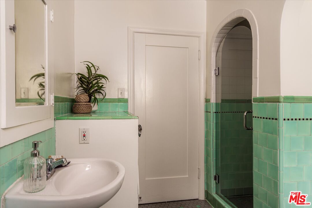 MLS #25578115 image #30