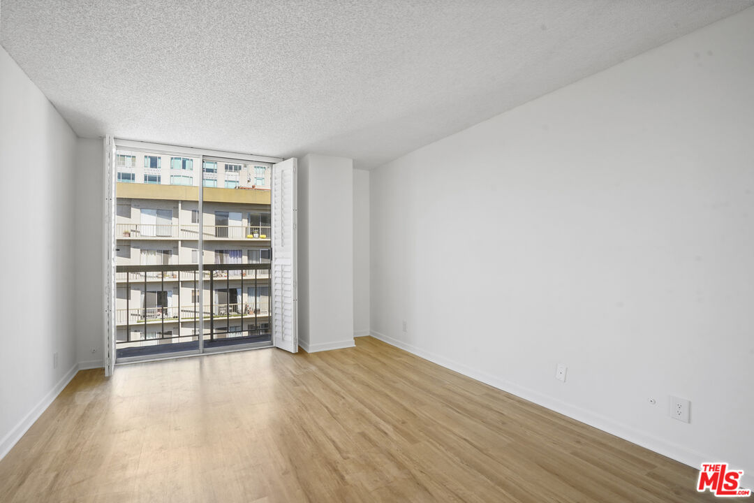 MLS #25578415 image #21