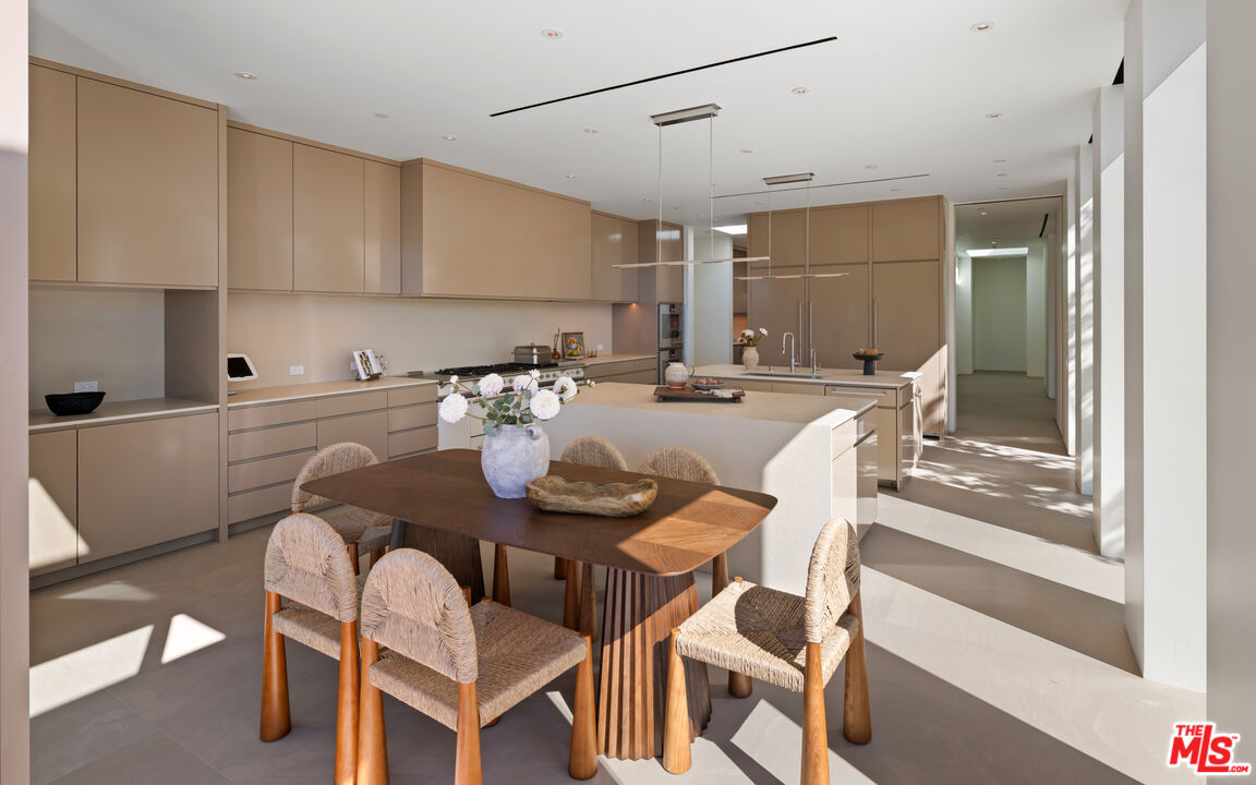 MLS #25578953 image #13