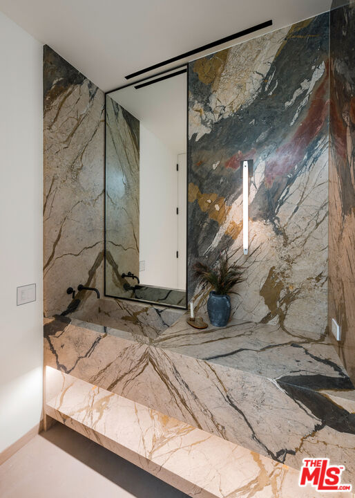 MLS #25578953 image #28