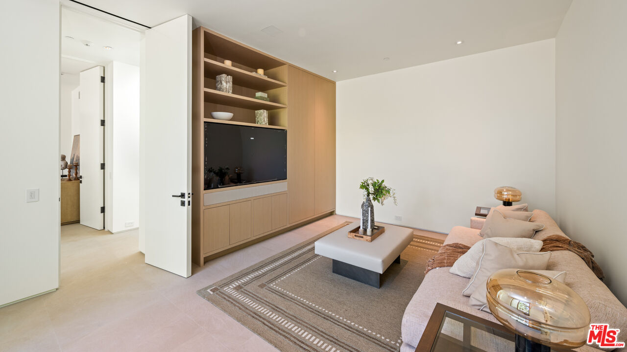 MLS #25578953 image #31