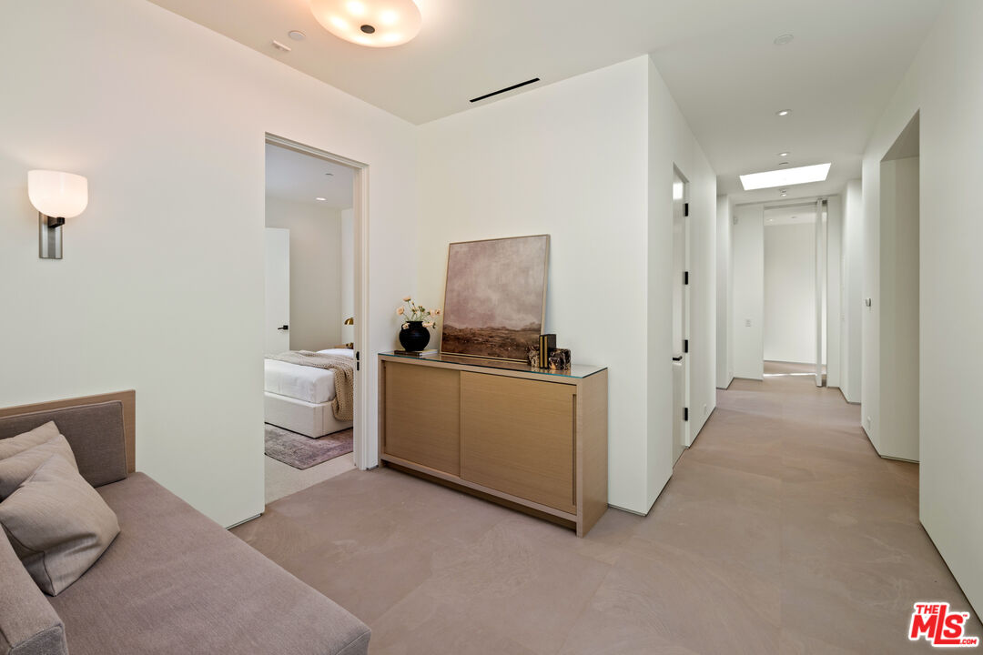 MLS #25578953 image #32