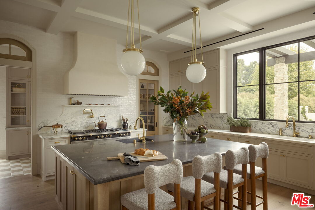 MLS #25579009 image #10