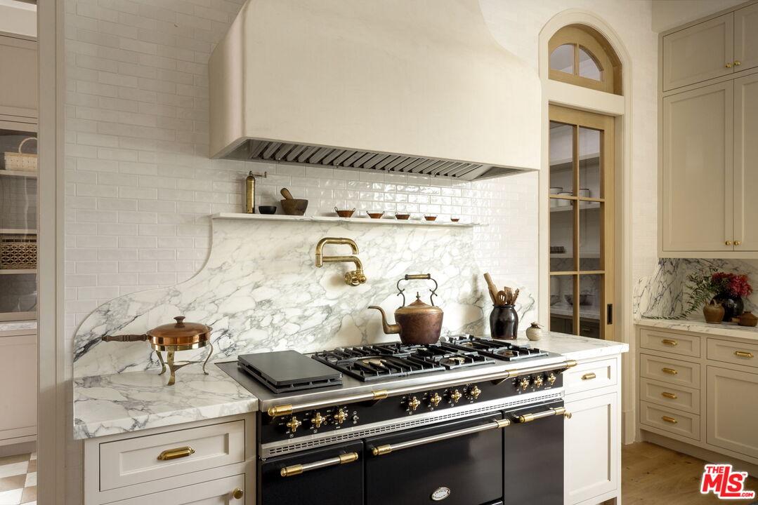 MLS #25579009 image #11