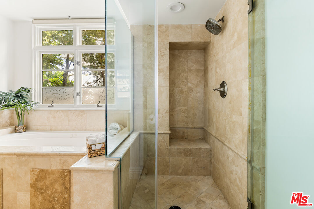 MLS #25579257 image #25