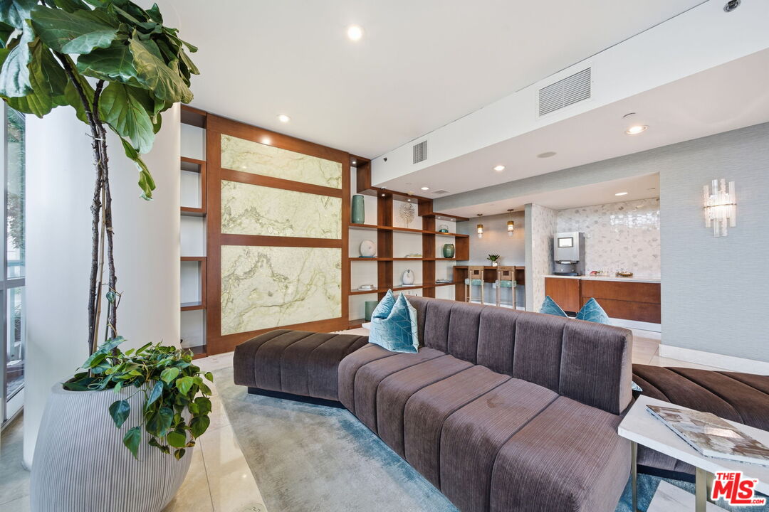 MLS #25579305 image #53