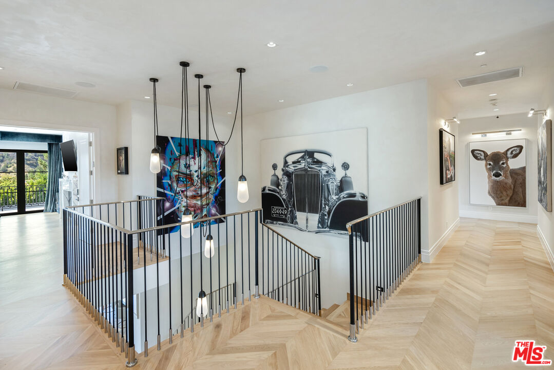 MLS #25579885 image #20