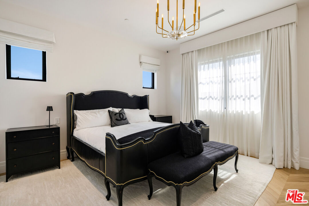 MLS #25579885 image #28