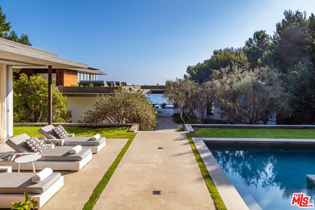 MLS #25580069 image #2