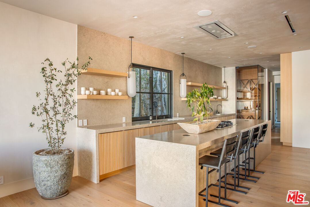 MLS #25580227 image #9