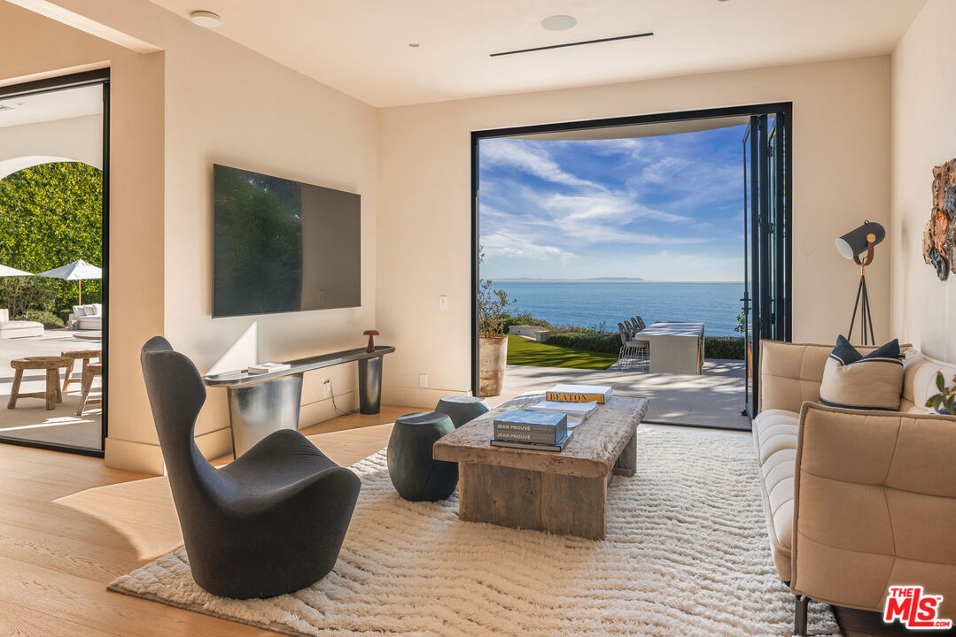 MLS #25580227 image #10