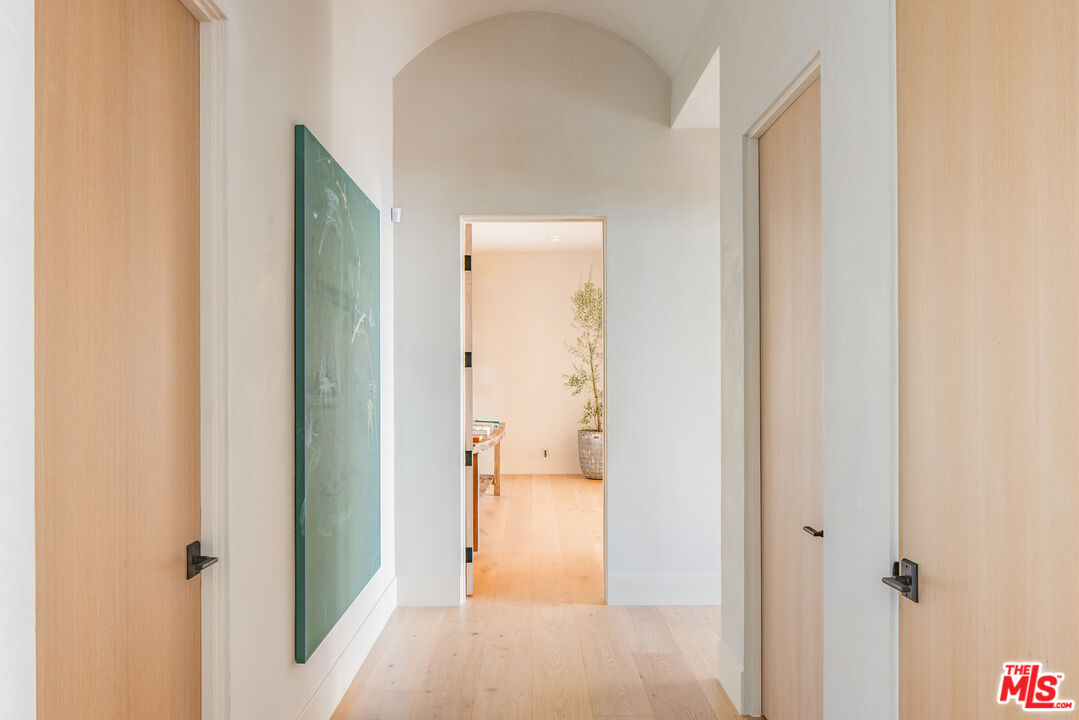 MLS #25580227 image #12