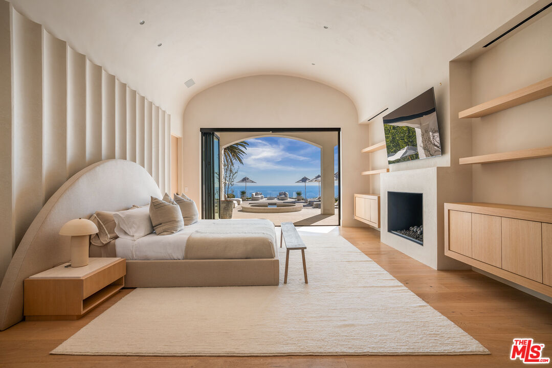 MLS #25580227 image #13