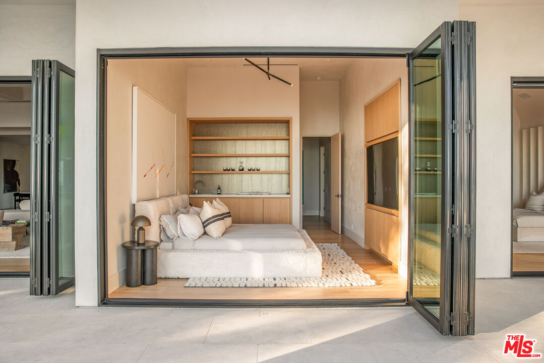 MLS #25580227 image #20